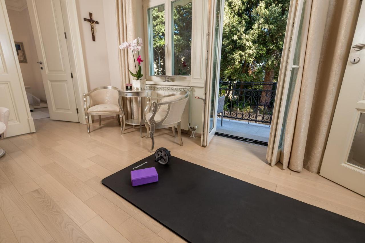 Villa Sokol Apartments Opatija Center Eksteriør bilde