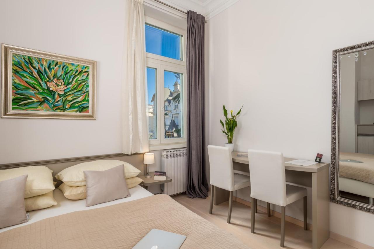 Villa Sokol Apartments Opatija Center Eksteriør bilde