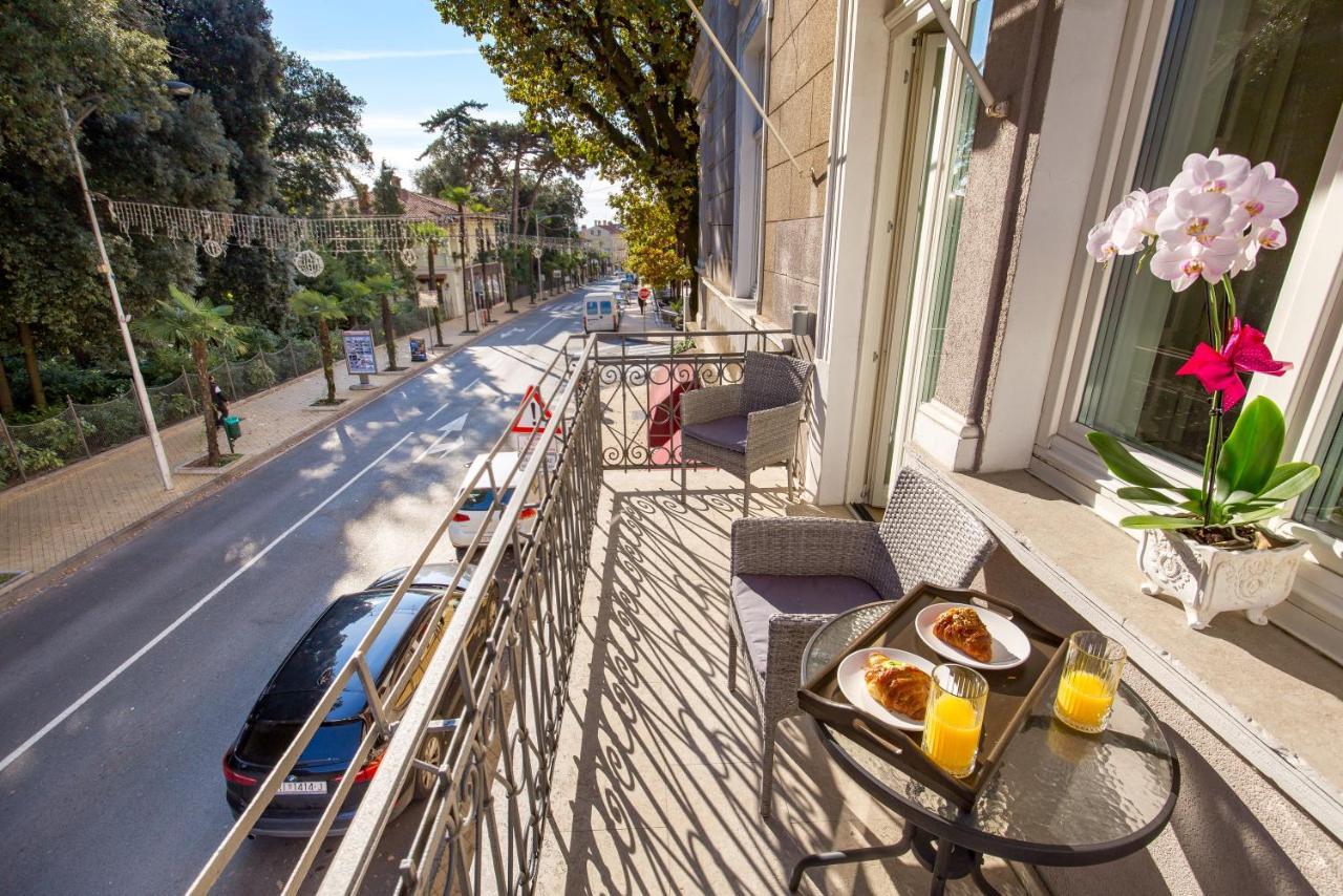 Villa Sokol Apartments Opatija Center Eksteriør bilde